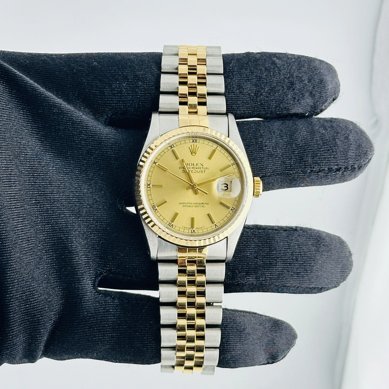Rolex Datejust Champagne Stick Dial on D Link Jubilee Bracelet Ref. 16233 1991 view 2