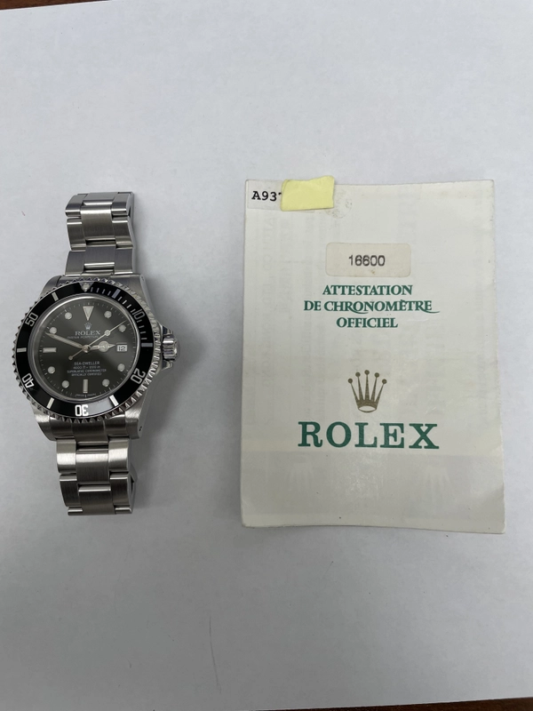 Rolex Sea-Dweller Black Dial on Oyster Ref. 16600 Papers 2000 view 5