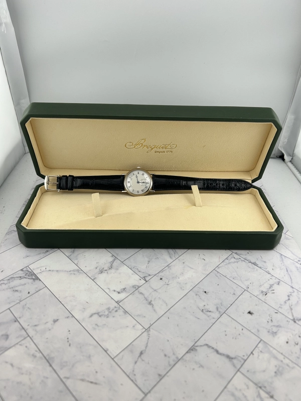 Breguet Men's Classic Silver Dial on Leather Ref. 3290BB/12/286 view 7
