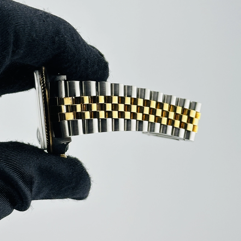 Rolex Datejust Champagne Stick Dial on D Link Jubilee Bracelet Ref. 16013 1987 view 5