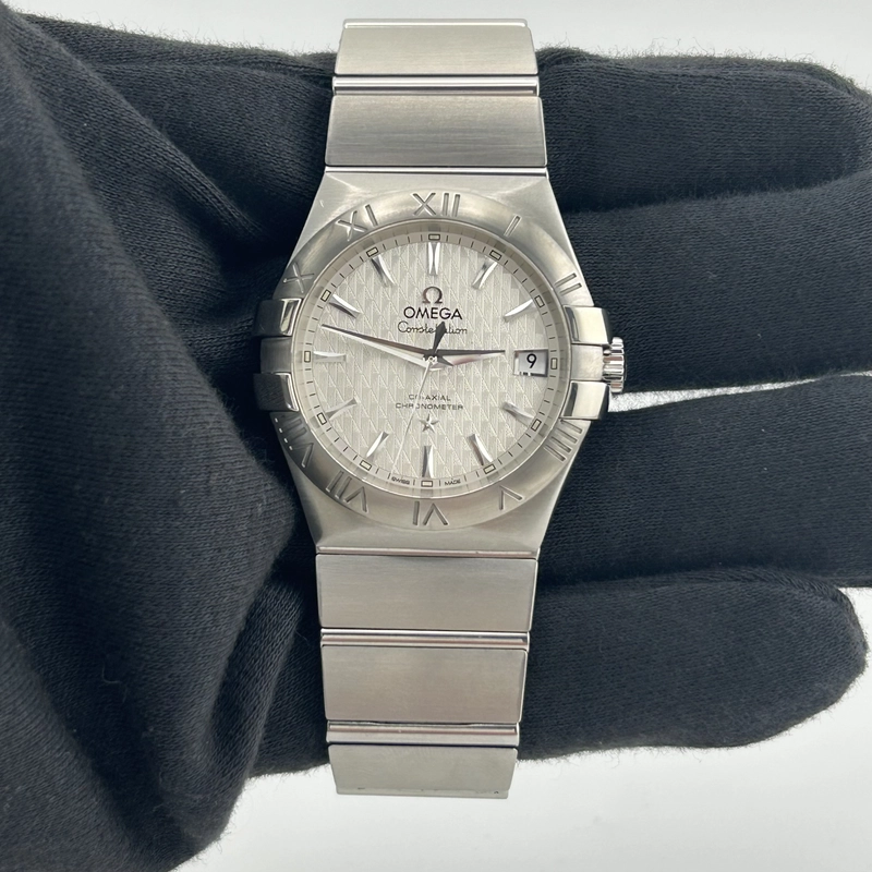 Omega Constellation Silver Dial on Stainless Steel Bracelet Ref. 123.10.35.20.02.002 Card 2018 view 2