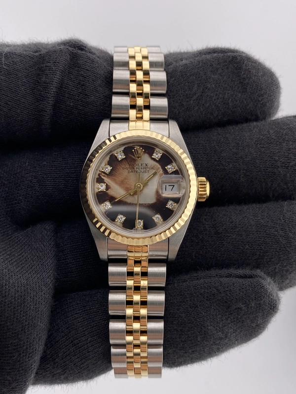 Rolex Datejust Lady Diamond Dial on 18 K Yg Ss Ref. 69173G view 2