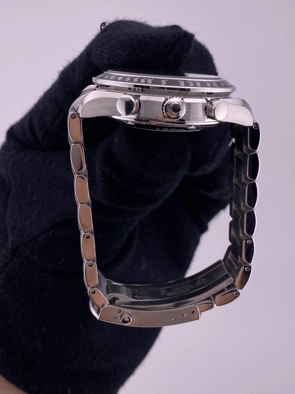 Omega Speedmaster Date Black Dial on Stainless Steel Ref. 3210.51 view 6
