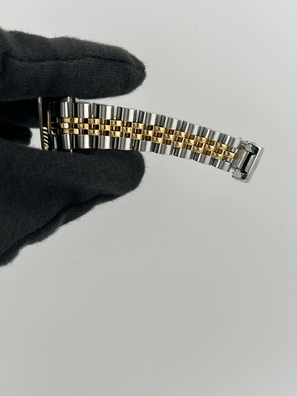 Rolex Datejust Lady Champagne Stick Dial on 2 Tone D Link Jubilee Ref. 69173 1986 view 5