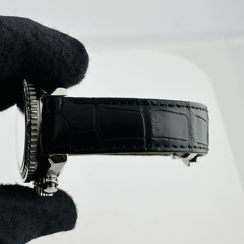 Omega Planet Ocean 600M Black Dial on Leather Band Ref. 222.18.38.50.01.001 Card Open Date view 5