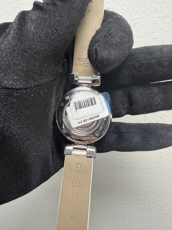Omega De Ville Ladymatic Omega Co-Axial White Diamond Dial on Leather Strap Ref. 425.38.34.20.55.001 Card Open Date view 3