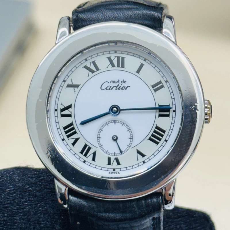 Cartier Must White, Olive / Roman Numerals Dial on Leather Band Ref. 1815 1 view 2