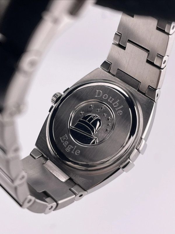Omega Constellation M.O.P Dial on Stainless Steel Bracelet Ref. 1581.70 view 5