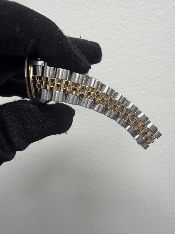 Rolex Datejust Lady Champagne Stick Dial on D Link Jubilee Ref. 69173 1989 view 4