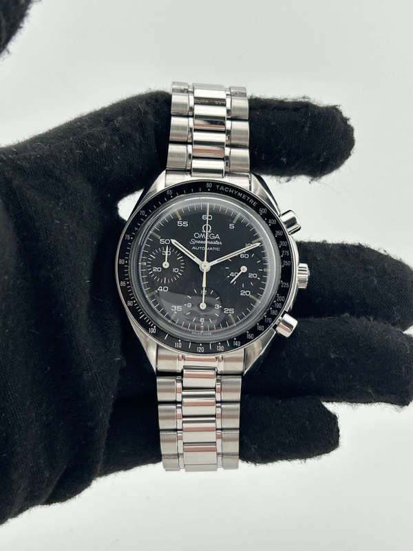 Omega Speedmaster Reduced Black Dial on Stainless Steel Bracelet Ref. 3510.50 view 2