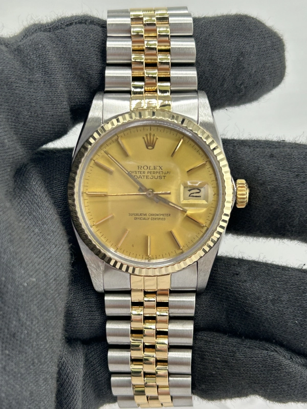 Rolex Datejust Champagne Stick Dial on D Link Jubilee Bracelet Ref. 16013 1983 view 2
