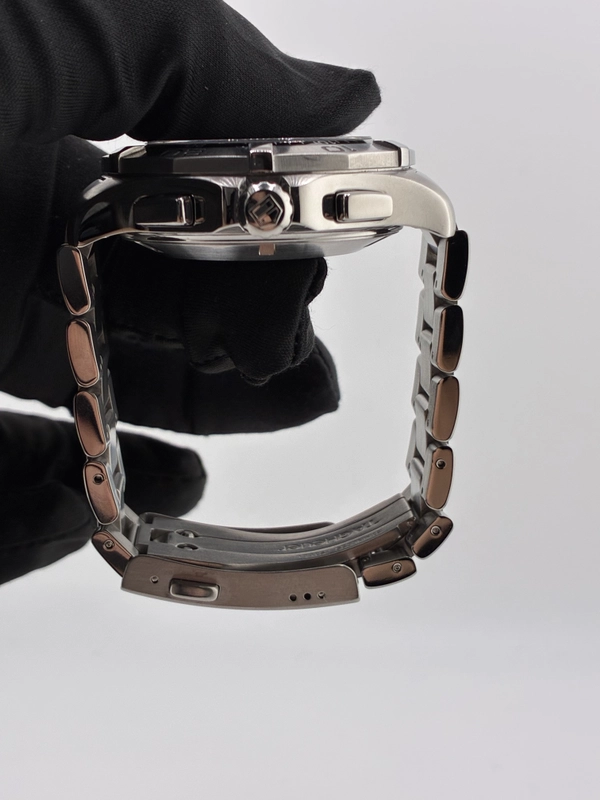 Tag Heuer Aquaracer 300m Black Dial on Stainless Steel Bracelet Ref. CAF2010.BA0815 view 6
