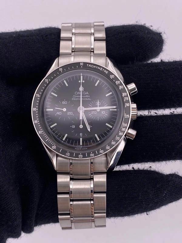Omega Speedmaster Professional Moonwatch Black Stick Dial on Bracelet Ref. 3570.50.00 Complete 2003 view 2