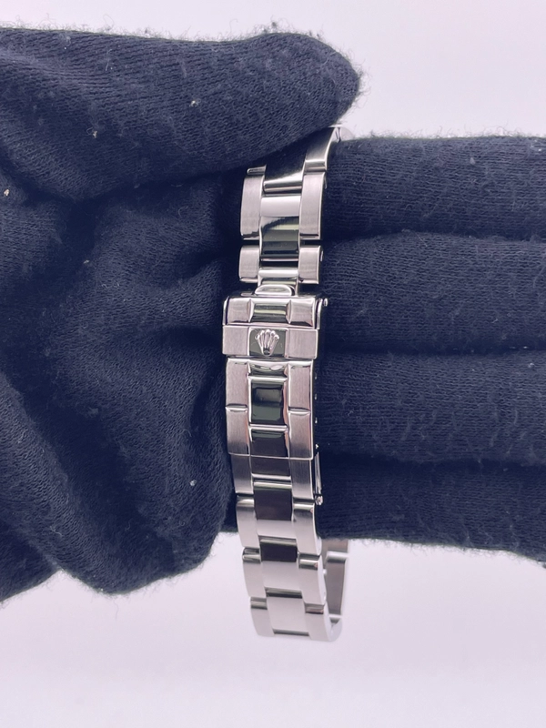 Rolex Yacht-Master Platinum Dial on Oyster Rivet Bracelet Ref. 169622 Papers 2003 view 4