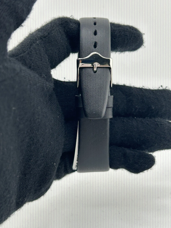 Rolex Datejust 36 Silver Stick Dial on Generic Black Leather Strap Ref. 16030 1981 view 3