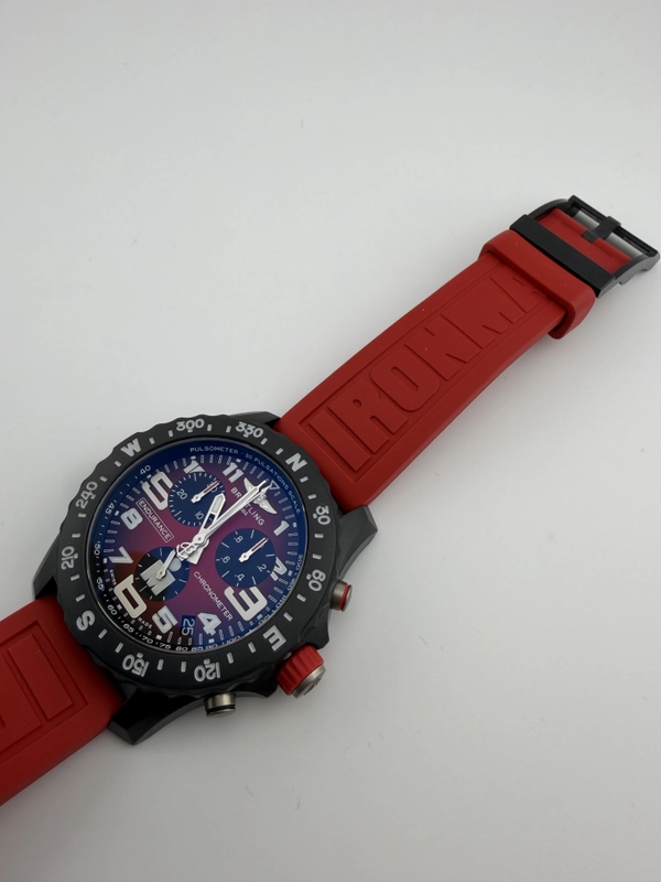 Breitling Endurance Pro Red Dial on Rubber Strap Ref. X823109A1K1S1 Card 2026 view 4