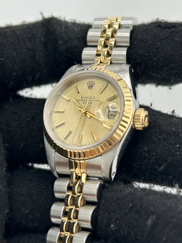 Rolex Date Champagne Linen Stick Dial on 2 Tone Jubilee D Link Bracelet Ref. 69173 1986 view 3