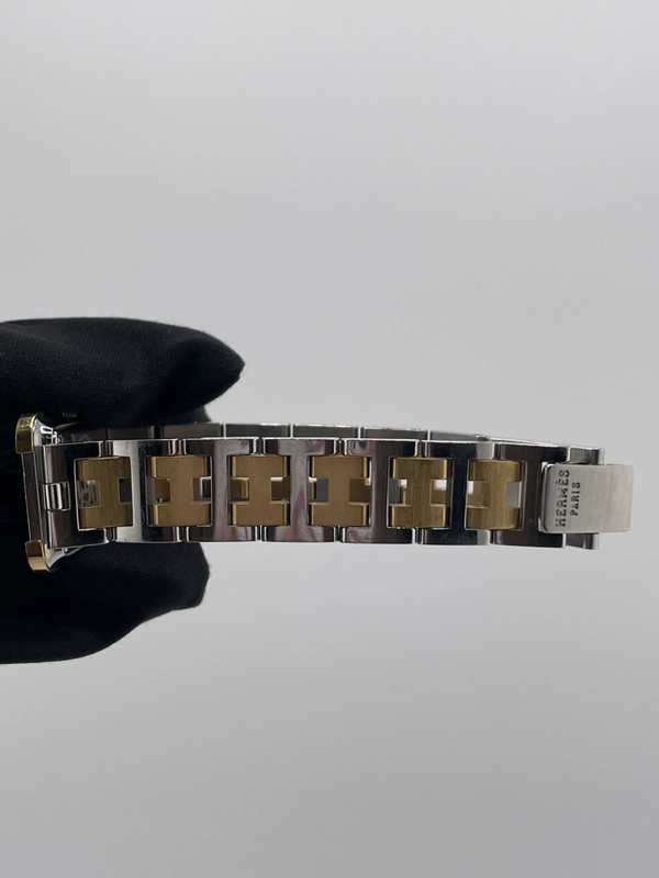 Hermes Cape Cod Gold Roman Numerals Dial on Gold Plated & Stainless Steel Bracelet Ref. CR1.240 view 5