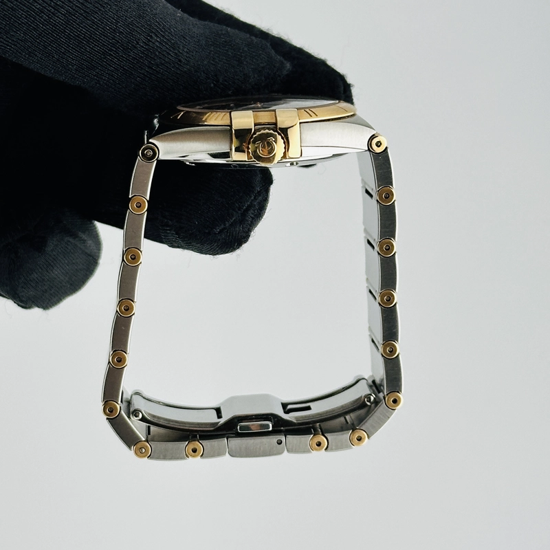 Omega Constellation Black Dial Ref. 123.20.35.20.01.001 view 4