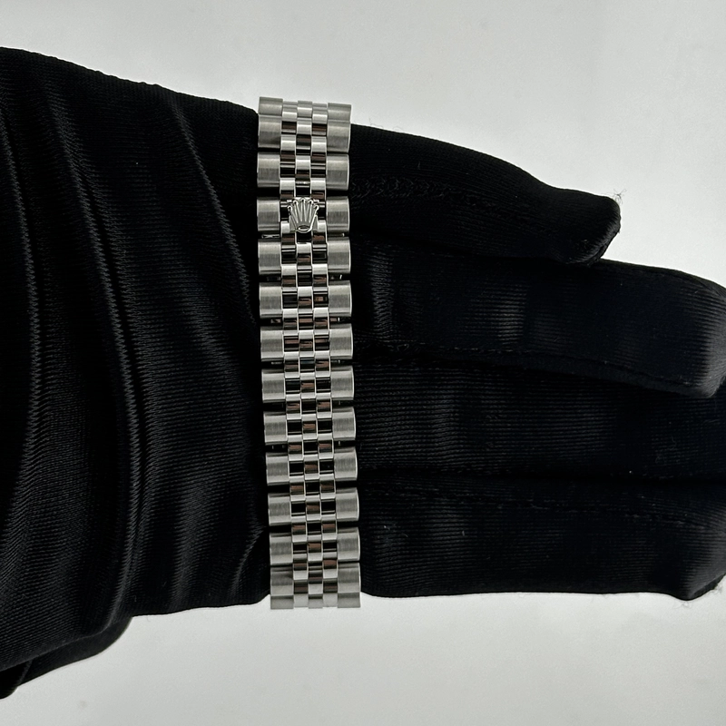 Rolex Datejust Purple Roman Dial on Jubilee Ref. 178344 Card 2021 view 3
