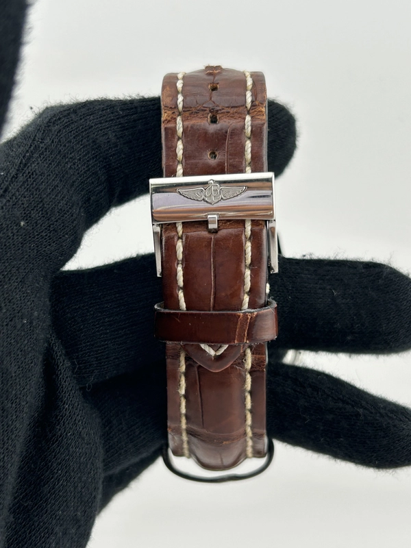 Breitling Montbrilliant Creme Dial on Leather Ref. AB0131 Papers 2012 view 4