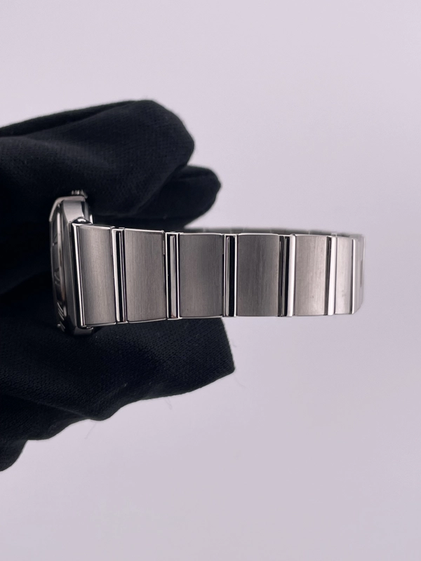 Omega Constellation M.O.P Dial on Stainless Steel Bracelet Ref. 1581.70 view 6