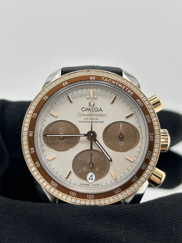 Omega Speedmaster Co-Axial Chronograph Cappuccino Dial on Leather Strap Ref. 324.28.38.50.02.002 Complete 2018 view 3
