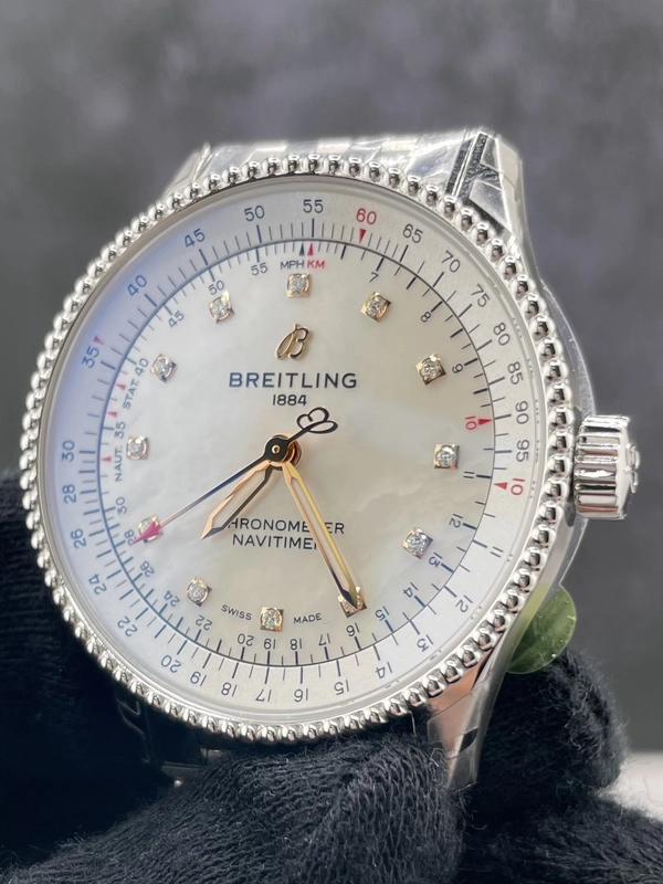 Breitling Navitimer Automatic Mop Dial on Bracelet Ref. A17395211A1A1 Card 2026 view 3