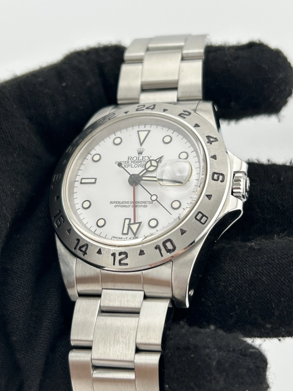 Rolex Explorer II White Dial on Oyster Steel Bracelet Ref. 16570 Papers view 3