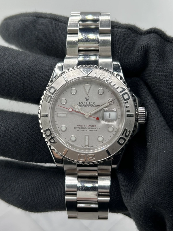 Rolex Yacht Master Silver Dial on Oyster Ref. 16622 Papers 2006 view 2
