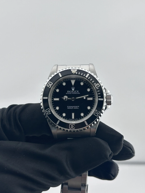 Rolex Submariner No Date Black Dial on Oyster Ref. 14060 Card view 2