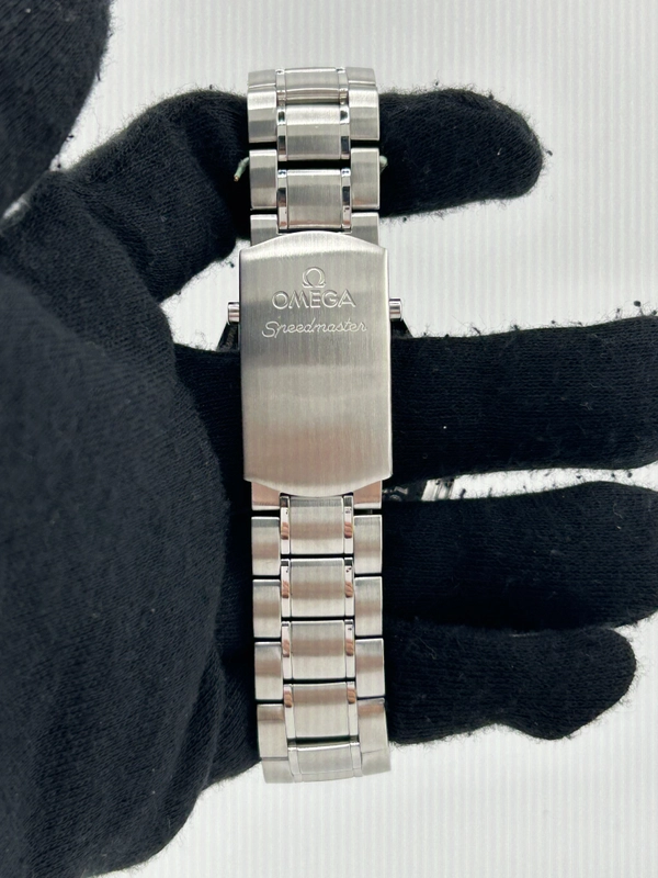 Omega Speedmaster Date Black Dial on Stainless Steel Bracelet Ref. 3210.50.00 Card view 4