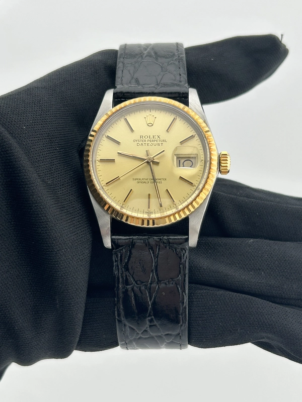 Rolex Datejust 36 Champagne Stick Dial on Generic Black Leather Band Ref. 16013 1984 view 2