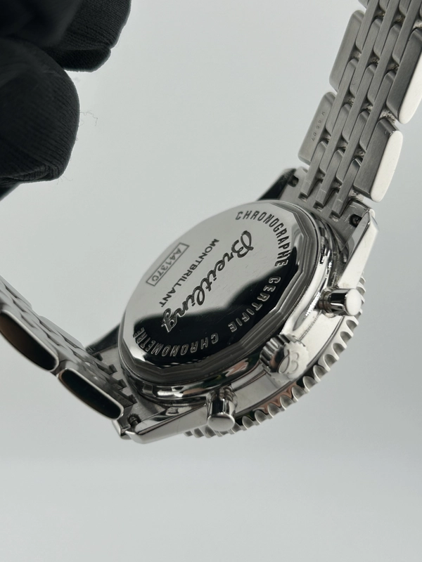 Breitling Navitimer Montbrillant White Dial on Stainless Steel Bracelet Ref. A41370 view 7