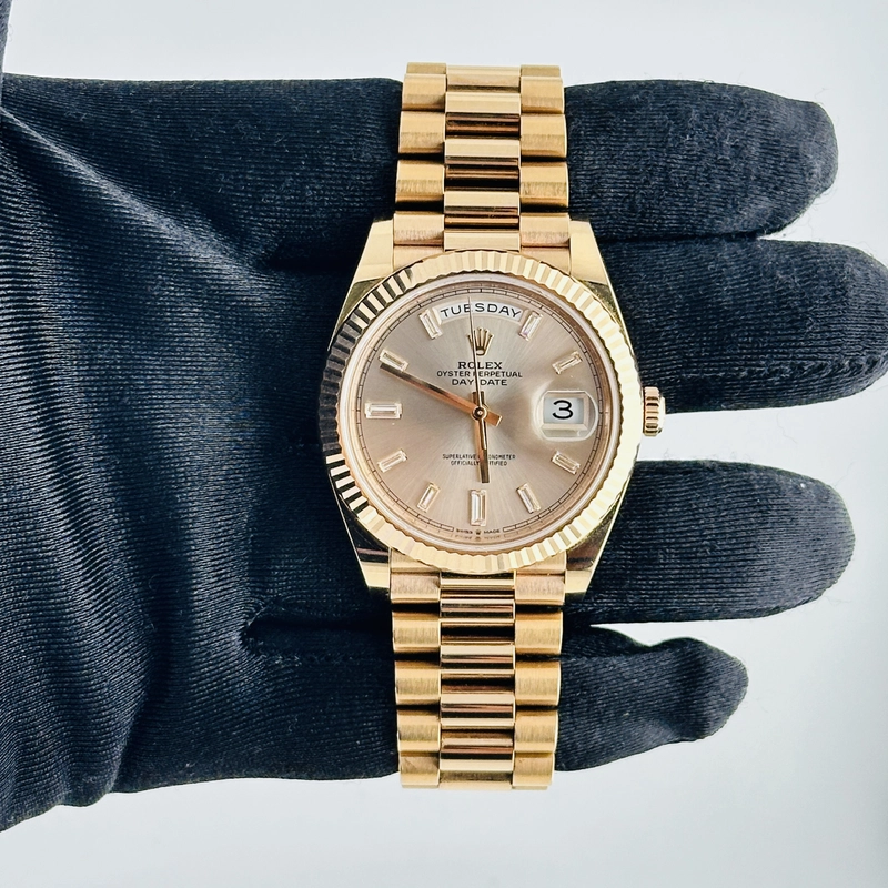 Rolex Day Date Sundust Baguette Dial on President Bracelet Ref. 228235 Card 2019 view 2