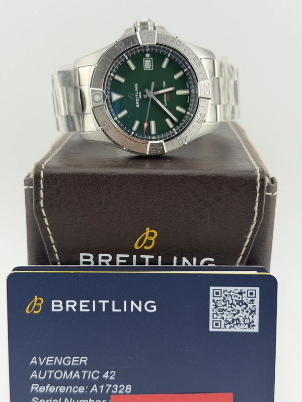Breitling Avenger Automatic Green Dial on Stainless Steel Bracelet Ref. A17328101L1A1 Card 2026 view 6