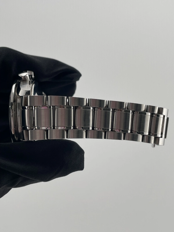 Omega Speedmaster Black Dial on Stainless Steel Bracelet Ref. 3513.50 Card 2004 view 6