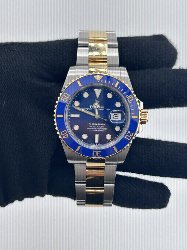 Rolex Submariner Blue Dial on Oyster Ref. 126613LB Card 2024 view 2