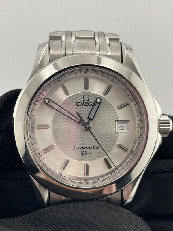 Omega Seamaster Silver Stick Dial on Stainless Steel Bracelet Ref. 2511.31.00 Card 1997 view 3