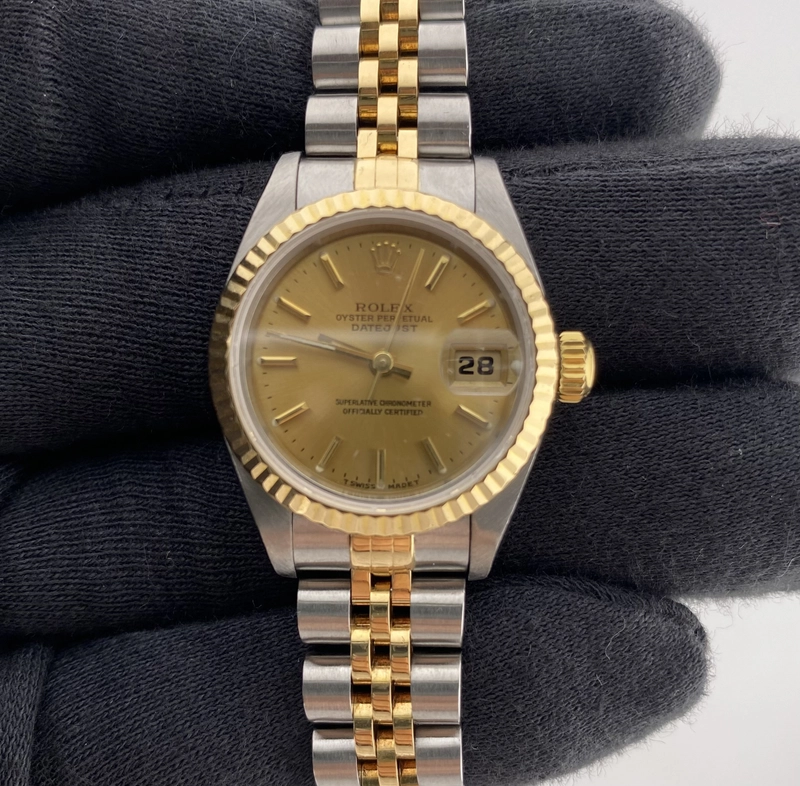 Rolex Datejust Lady Champagne Stick Dial on D Link Jubilee Ref. 69173 1995 view 2