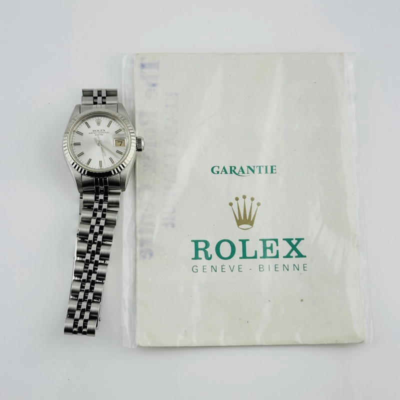 Rolex Datejust Lady Silver Stick Dial on Jubilee Ref. 69174 Papers 1985 view 5