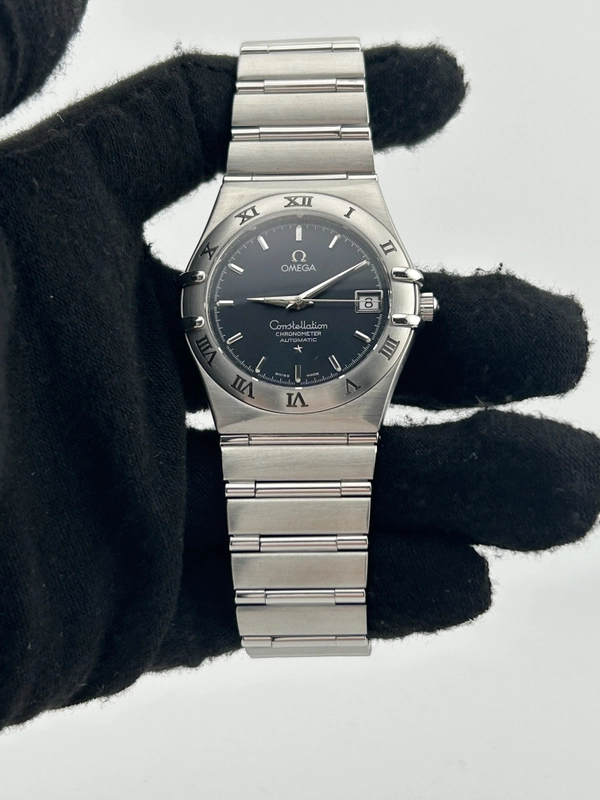 Omega Constellation Black Dial on Stainless Steel Bracelet Ref. 1502.40 view 2
