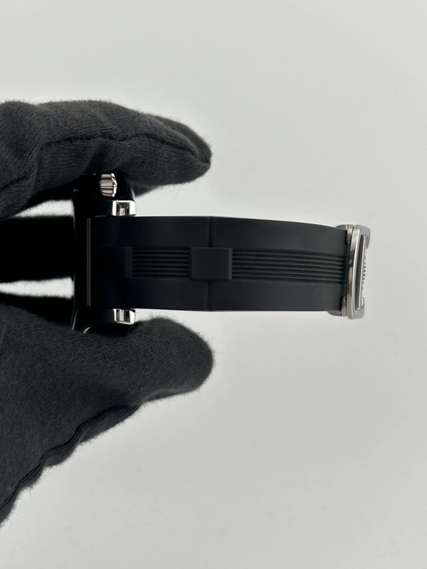 Cartier Roadster White Roman Dial on Black Rubber Band Ref. RW6206020 view 5