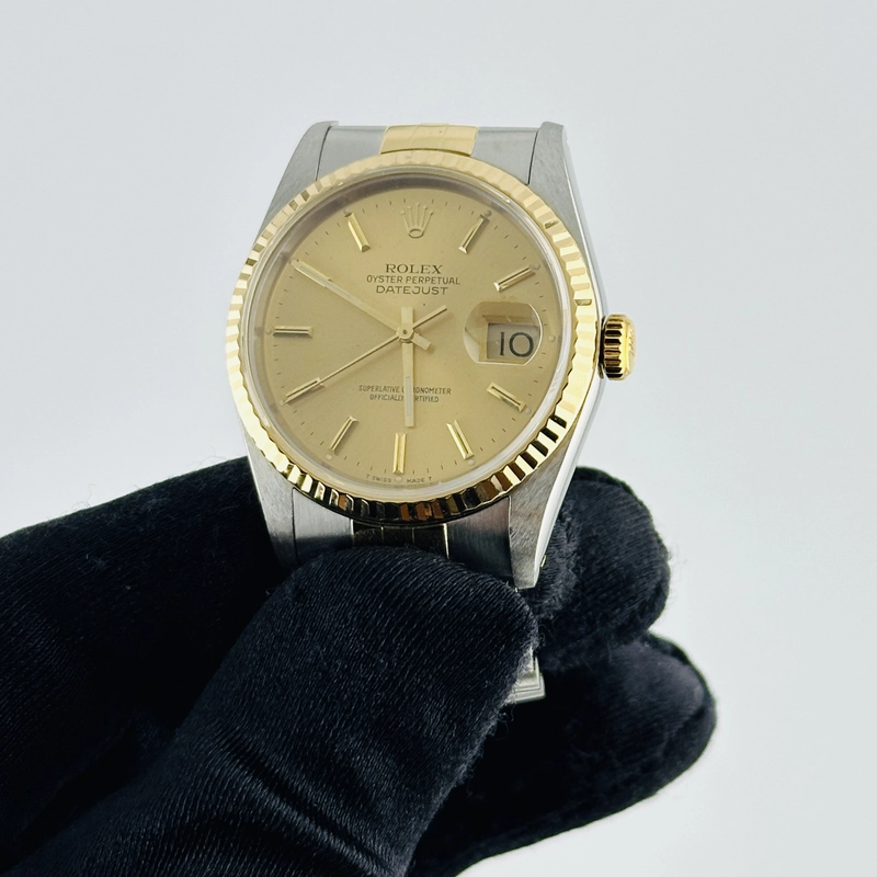 Rolex Datejust Champagne Stick Dial on D Link Jubilee Bracelet Ref. 16233 1990 view 2