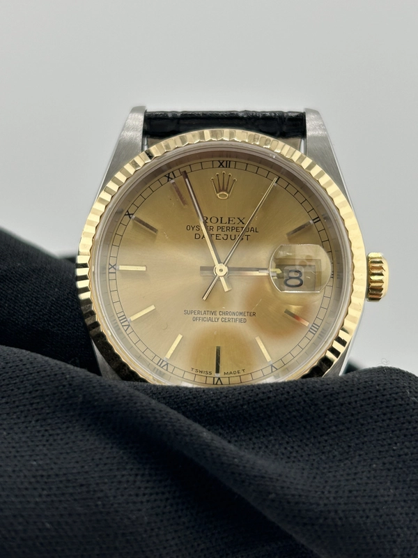 Rolex Datejust 36 Champagne Stick Dial on Generic Black Leather Strap Ref. 16233 1996 view 2