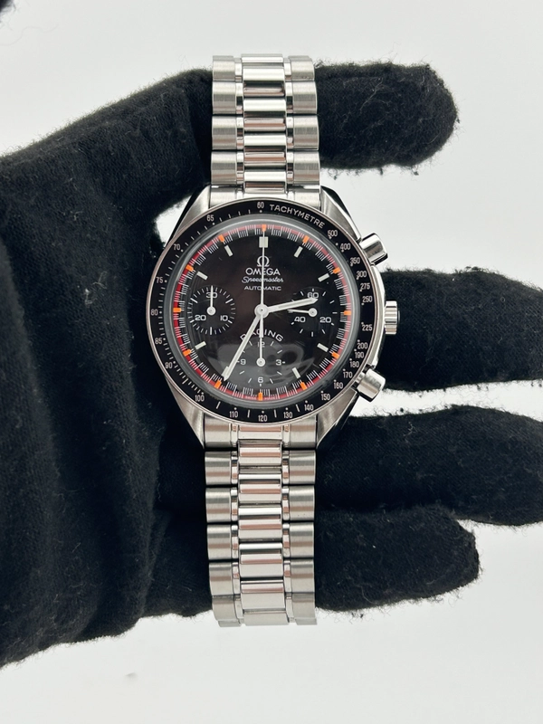 Omega Speedmaster Racing Black Dial on Stainless Steel Bracelet Ref. 3518.50.00 Complete 2003 view 2