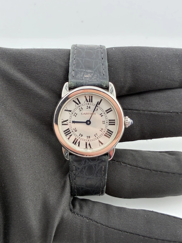 Cartier Ronde Solo de Cartier White Roman Numerals Dial on Black Leather Strap Ref. W6700155 Papers 2017 view 3