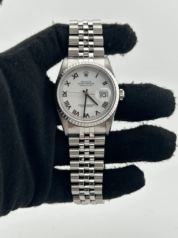 Rolex Datejust 36 White Roman Numerals Dial on Jubilee D Link Bracelet Ref. 16220 2000 view 2