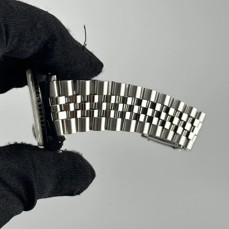 Rolex Datejust Silver Stick Dial on D Link Jubilee Bracelet Ref. 1603 1975 view 4