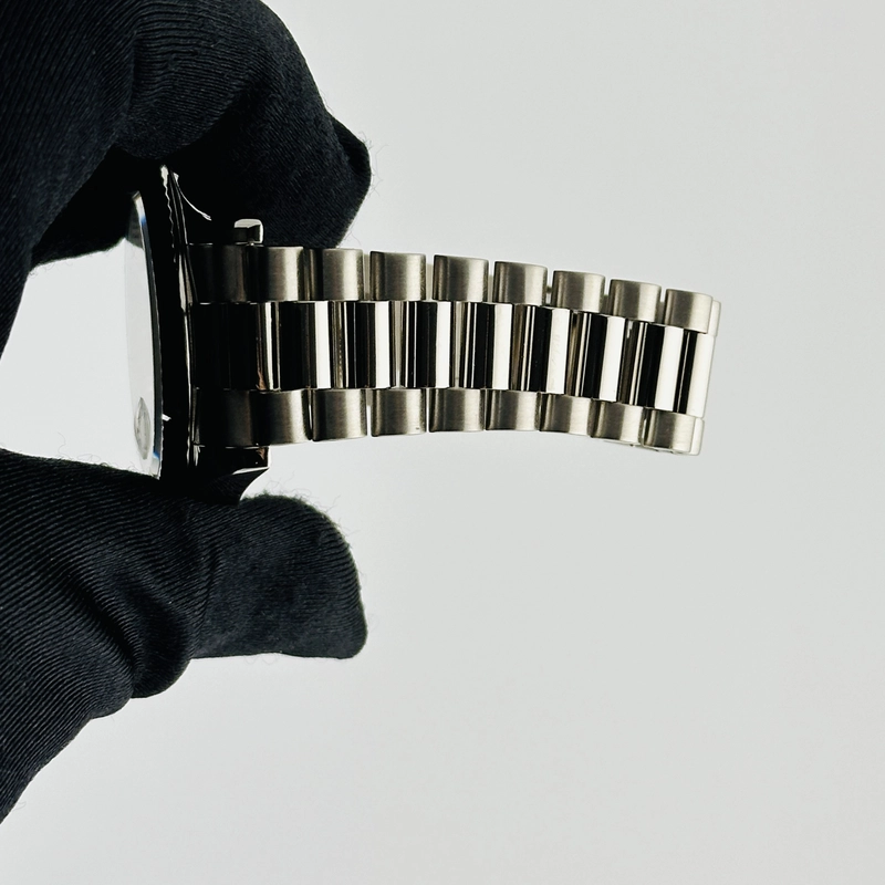 Rolex Day-Date Black Diamond Dial on President Ref. 218239 Card 2010 view 5
